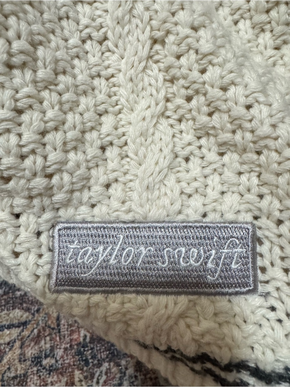 Taylor Swift Folklore Cardigan Sz M/L NEVER WORN - Picture 4 of 5